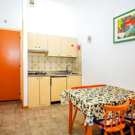 Hotel Atollo 3*